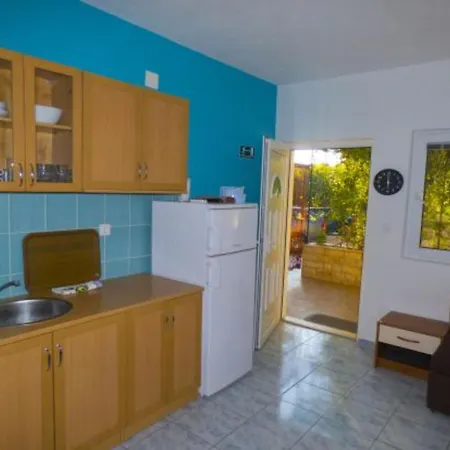 Beachfront Pla A - One Bedroom A1 Apartment *