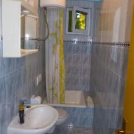 Beachfront Pla A - One Bedroom A1 Apartment *